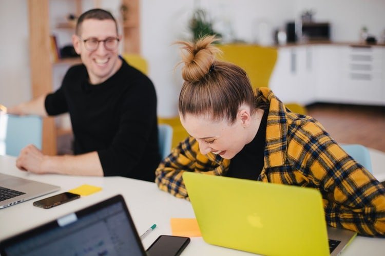 Employees working together remotely 